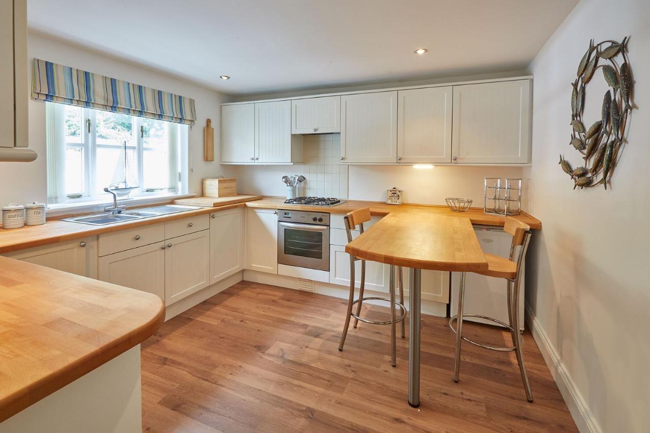 Host & Stay - The Railway Retreat Whitby Buitenkant foto